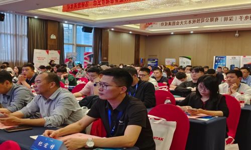 四月過半，帶您走進(jìn)2024宇航工業(yè)交換機(jī)千城行產(chǎn)品技術(shù)交流大會(huì)分別在福建、云南、江蘇、湖南、河南的會(huì)議現(xiàn)場(chǎng)